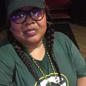 Meet your Posher, Cheri